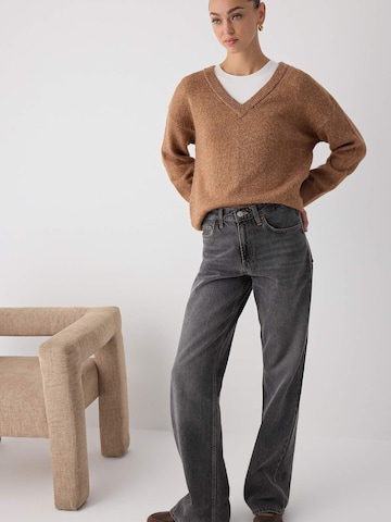 Trendyol Pullover in Beige