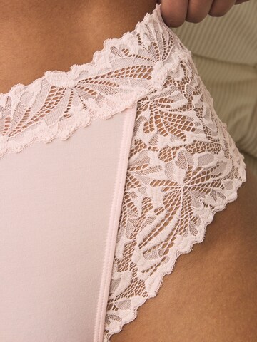 Next Slip in Roze