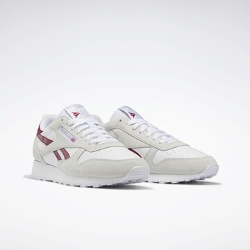 Sneaker low de la Reebok pe gri