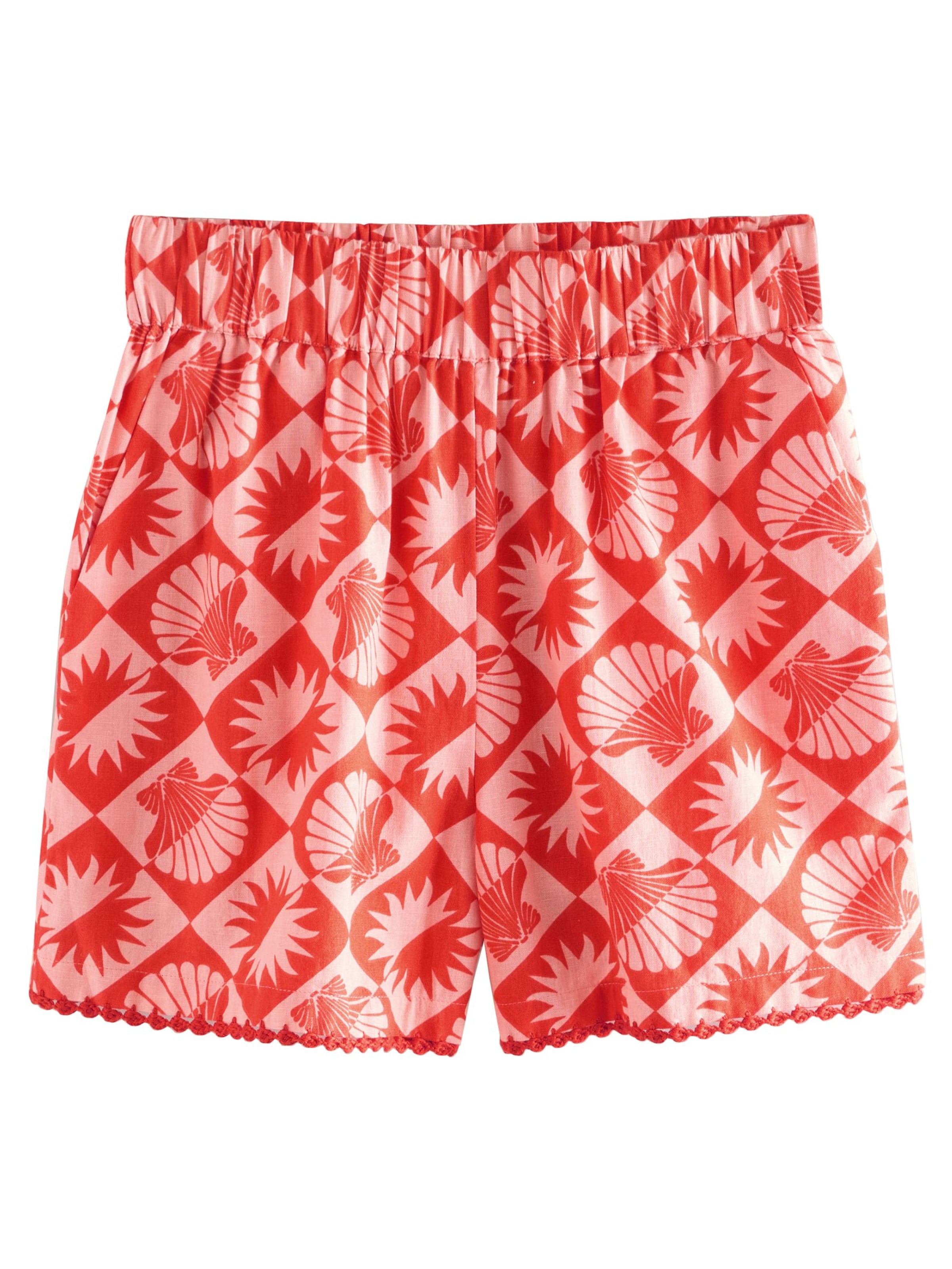 Next Regular Shorts in Rot: Vorderseite