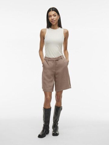 Regular Pantalon VILA en marron