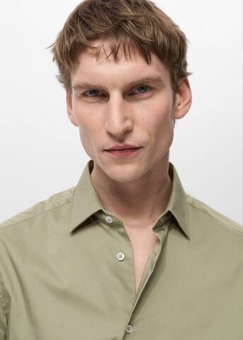 MANGO MAN Regular fit Button Up Shirt 'Play' in Green