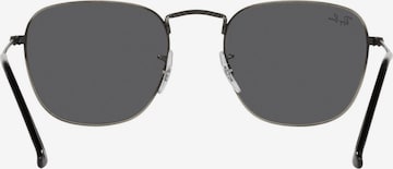 Ochelari de soare de la Ray-Ban pe negru