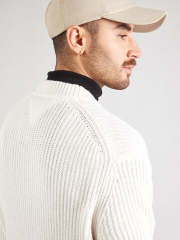 Tommy Jeans Strickjacke in Weiß