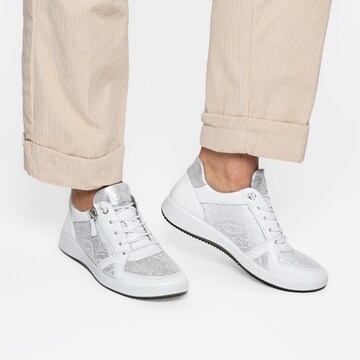ARA Sneakers in Silver: front