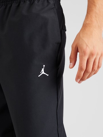 Jordan Normalny krój Spodnie 'ESS' w kolorze czarny