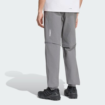 ADIDAS TERREX - Tapered Calças outdoor 'Xperior Utilitas' em cinzento