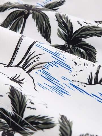 Pantaloncini da bagno di TOM TAILOR DENIM in bianco
