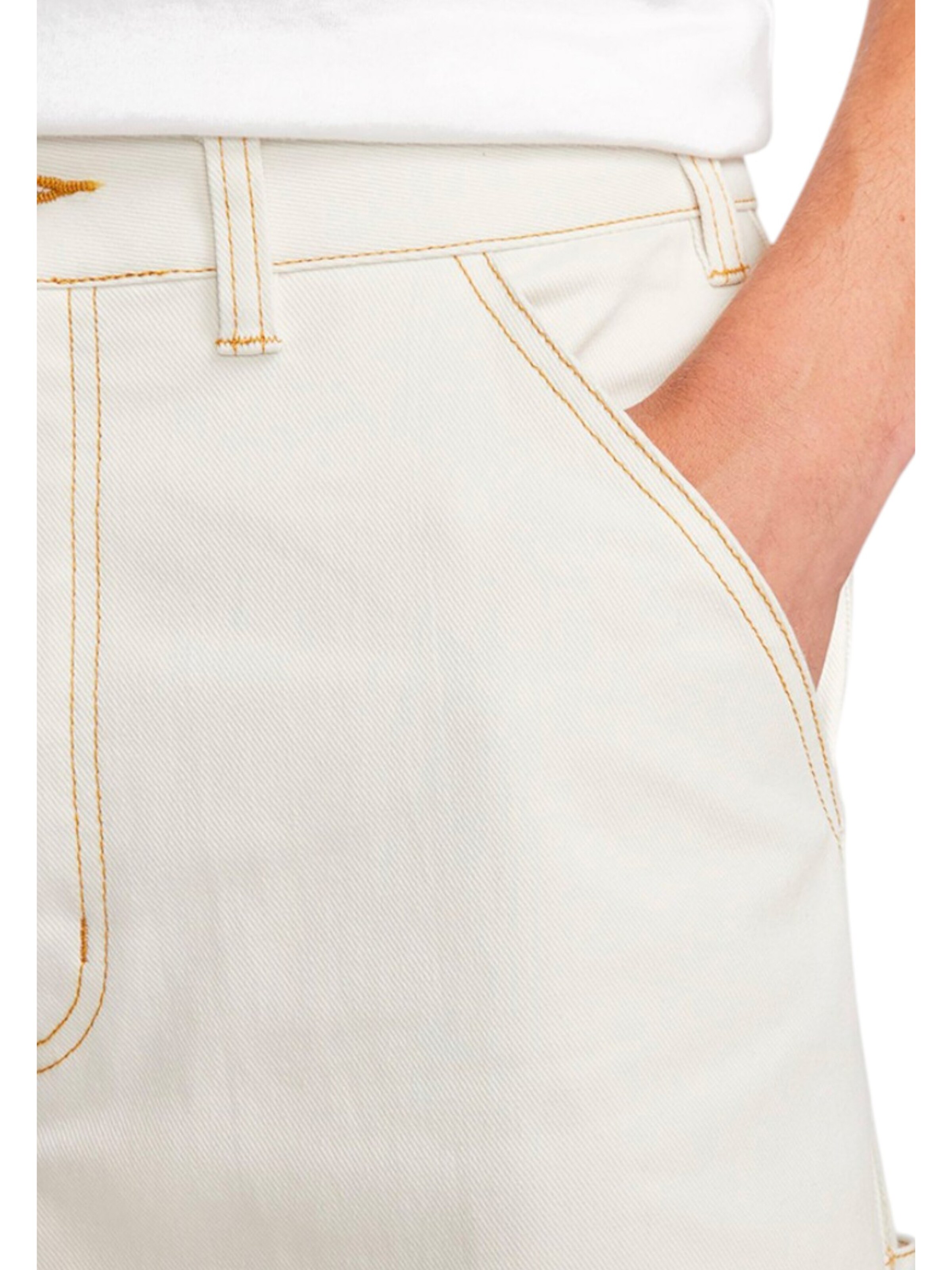 Tapered Pantaloni 'Carpenter' di Nike Sportswear in bianco