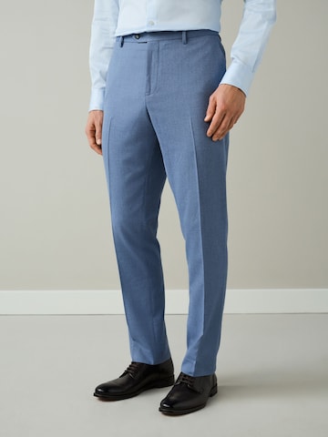 Coupe slim Pantalon à plis Next en bleu : devant