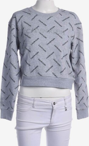 Calvin Klein Sweatshirt & Zip-Up Hoodie in XS in Grey: front