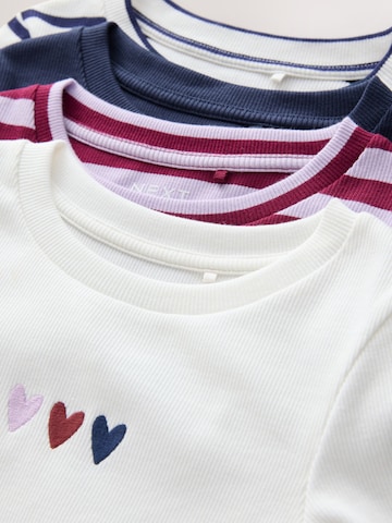 T-Shirt Next en bleu