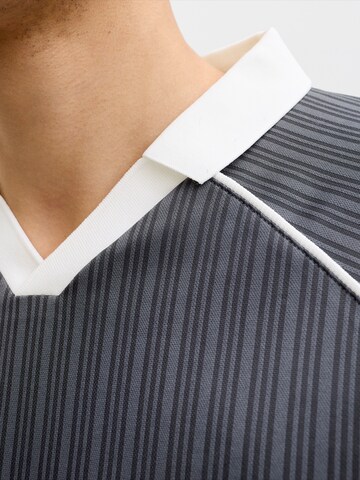 JACK & JONES - Camiseta 'JCOETERNA' en gris