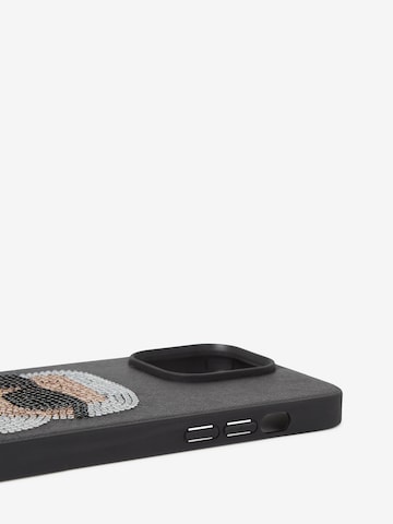 Custodia per smartphone 'iPhone 14 Pro Max' di Karl Lagerfeld in nero