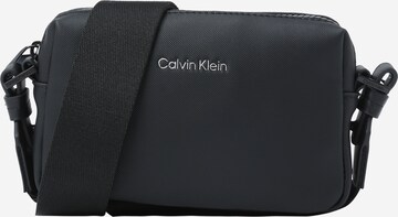 melns Calvin Klein Pleca soma 'MUST': no priekšpuses