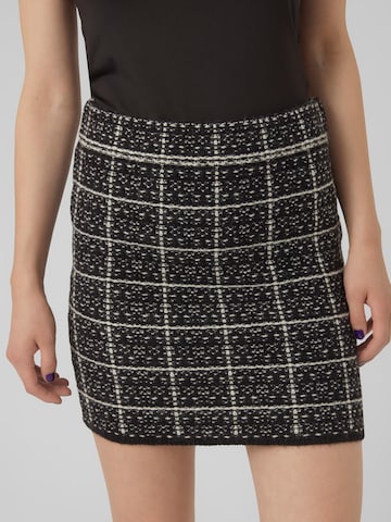 Vero Moda Petite Skirt 'KIA' in Black