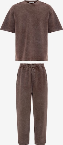 Dandalo Juoksupuku värissä ruskea: etupuoli