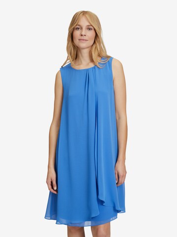 Betty & Co Chiffonkleid im Layer Look in Blau: predná strana