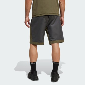 Loosefit Pantalon outdoor 'Xploric' ADIDAS TERREX en vert