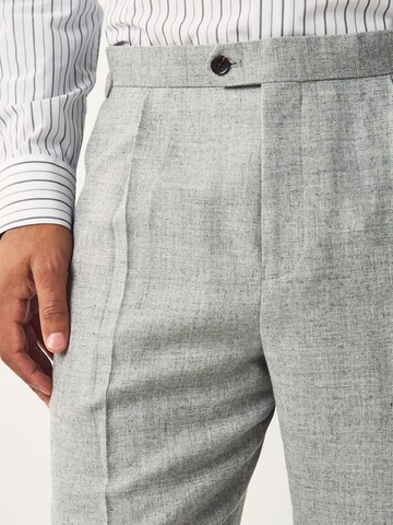 Next Regular Hose in Grau