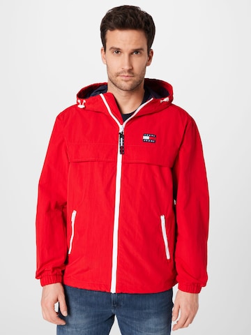 Tommy Jeans Between-Season Jacket 'Chicago' in Red: front