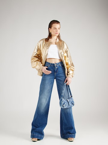 Wide leg Jeans 'Stella' de la Versace Jeans Couture pe albastru