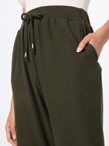 Tapered Pantaloni di Dorothy Perkins in verde