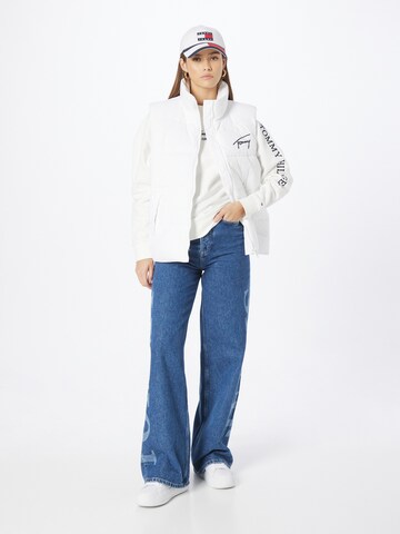 Tommy Jeans - Chaleco en blanco