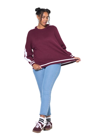 Pull-over Studio Untold en rouge : devant