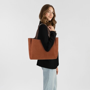 DKNY Shopper 'Willa' in Brown: front