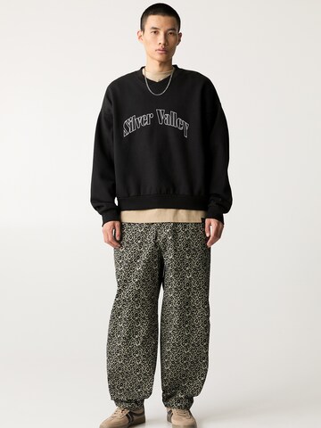 Pull&Bear Sweatshirt i svart