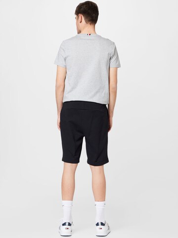 TOMMY HILFIGER Regular Shorts 'Essential' in Schwarz