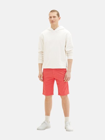 TOM TAILORregular Chino hlače - crvena boja