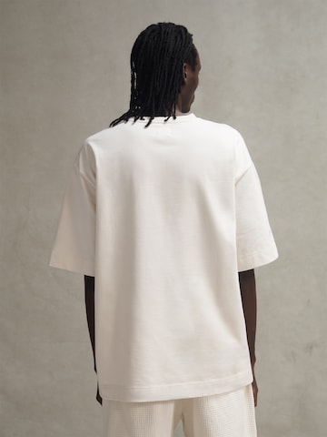 ABOJ ADEJ - Camiseta 'Barentu' en blanco