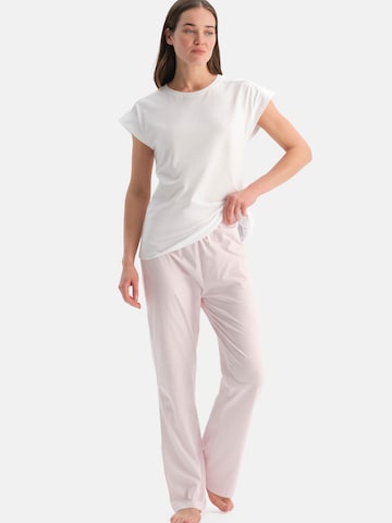 Dagi Πιτζάμα σε λευκό: μπροστά