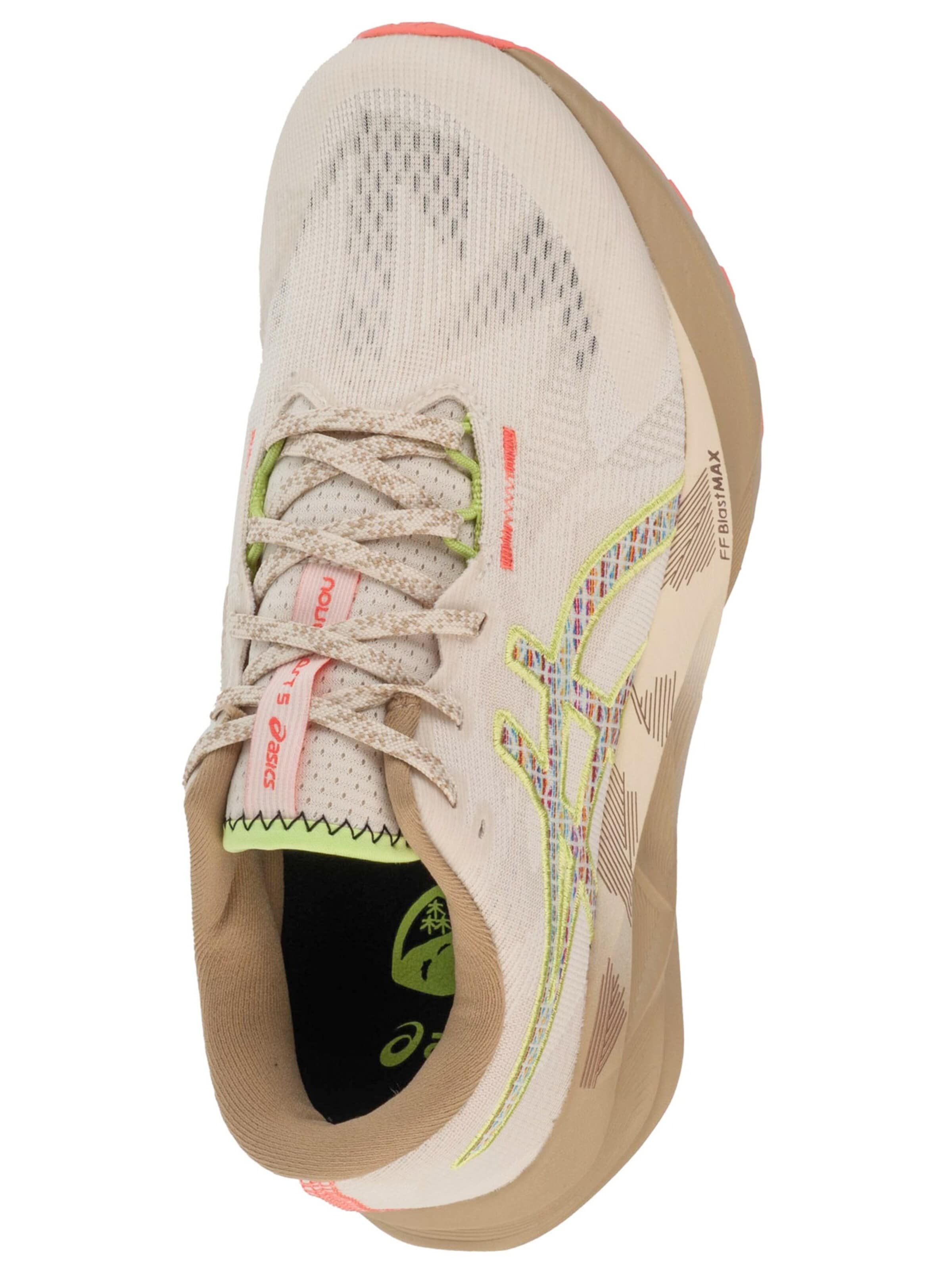 ASICS Running Shoes 'Novablast 5' in Beige