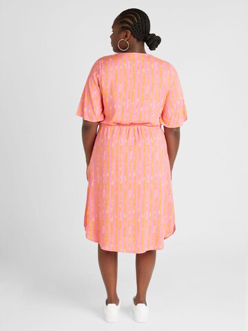 Robe 'MARRAKESH ' ONLY Carmakoma en rose