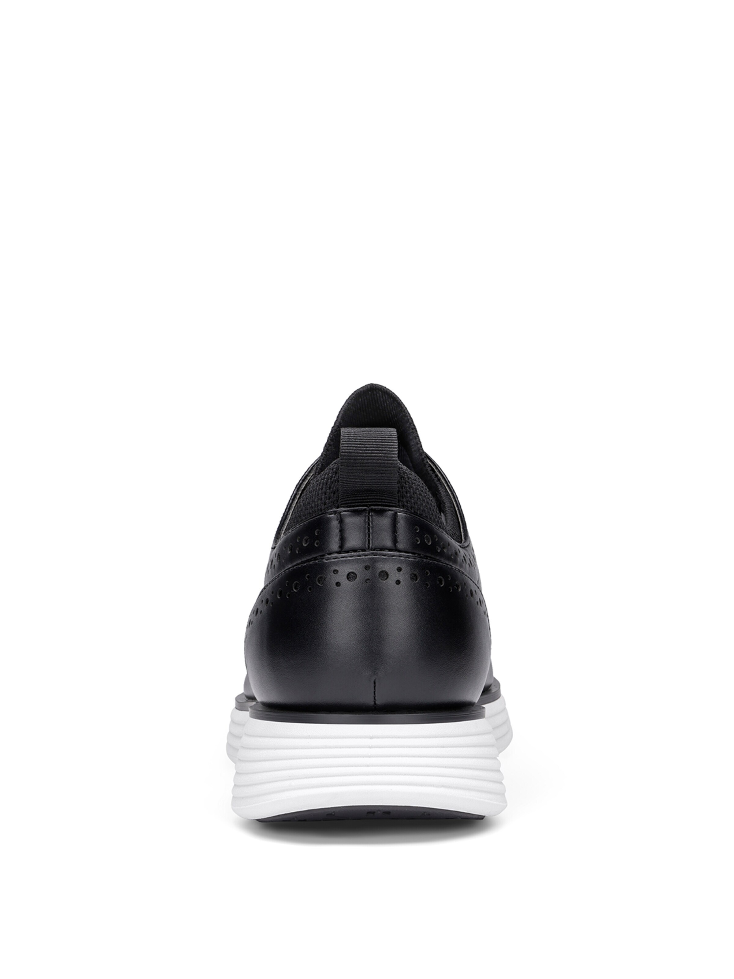 Scarpa stringata di Bruno Marc in nero
