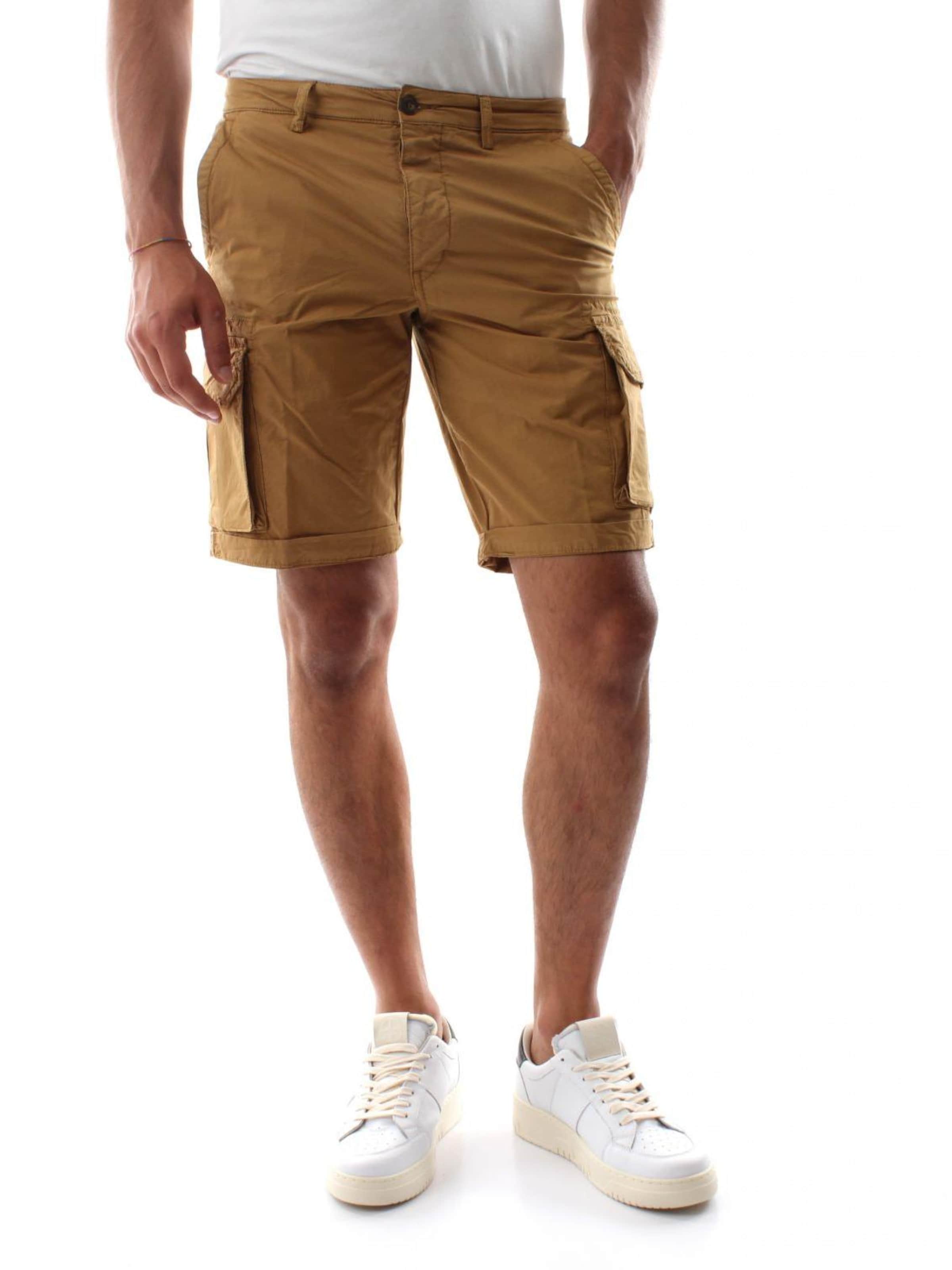 40weft Regular Pants in Beige: front