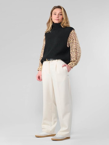 Pull-over 'CLEVA' Le Temps Des Cerises en noir