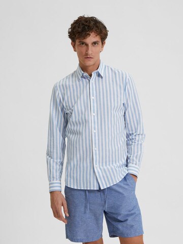 Coupe slim Chemise business SELECTED HOMME en bleu : devant