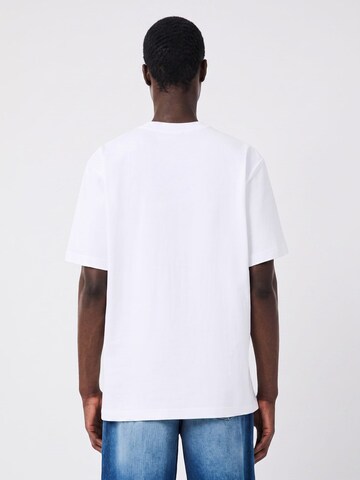 T-Shirt LACOSTE en blanc