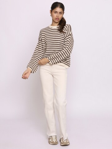 Lilavie Sweater ' Kimmii ' in Beige