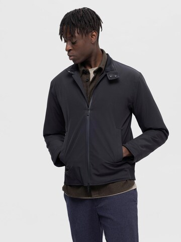 SELECTED HOMME Performance Jacket 'Cedar' in Black