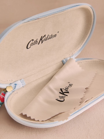 Etui de la Cath Kidston pe albastru