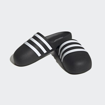 ADIDAS ORIGINALS Pistokkaat 'Adifom Adilette' värissä musta