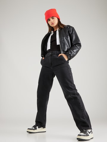 Carhartt WIP Loosefit Jeans 'Pierce' in Zwart