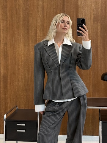 Blazer 'Sophia' di LeGer Studio in grigio
