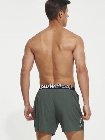 TAUWELL Slim fit Workout Pants in Green
