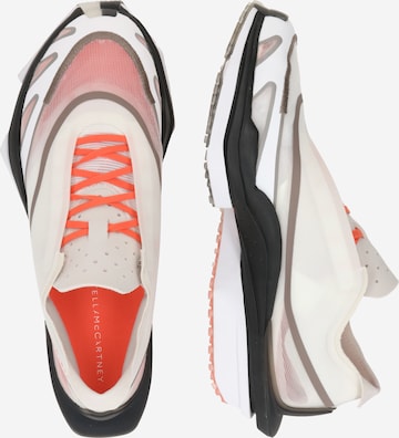 ADIDAS BY STELLA MCCARTNEY Αθλητικό παπούτσι 'EARTHLIGHT PRO' σε λευκό